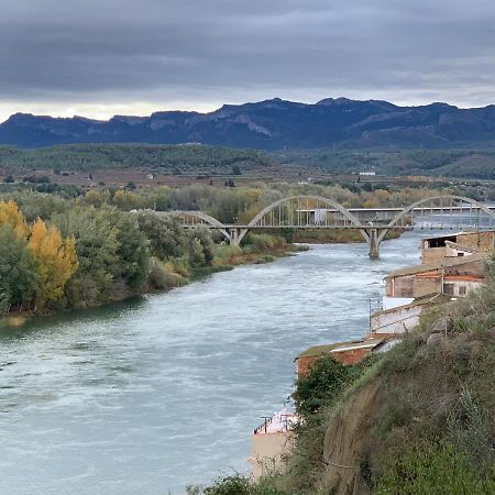 Apartaments Impro Mora d'Ebre Zewnętrze zdjęcie