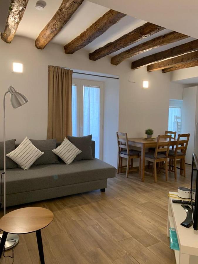 Apartaments Impro Mora d'Ebre Zewnętrze zdjęcie